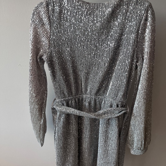 Silver sequinned mini dress, wrap style, long sleeved, size small - Picture 3 of 4